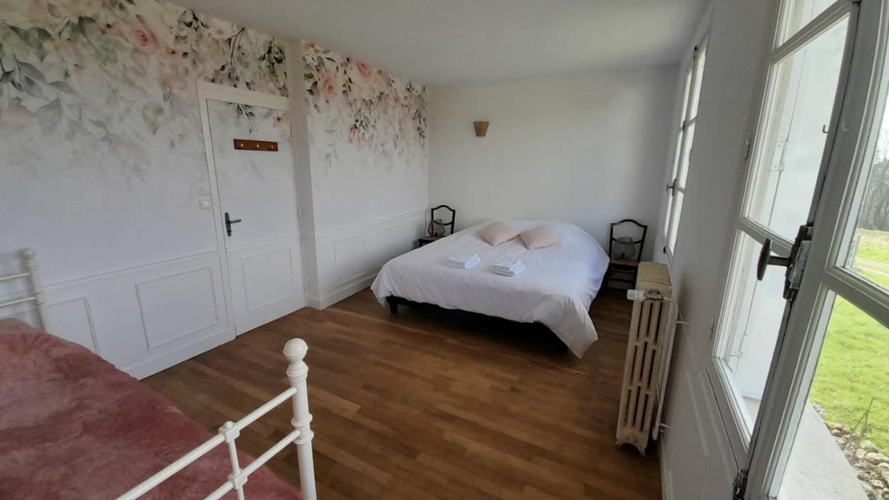 Gite Cottage Chaleureux En Pleine Campagne Vue Sur Les Monts Et Forets Et Le Chateau De Carrouges מראה חיצוני תמונה